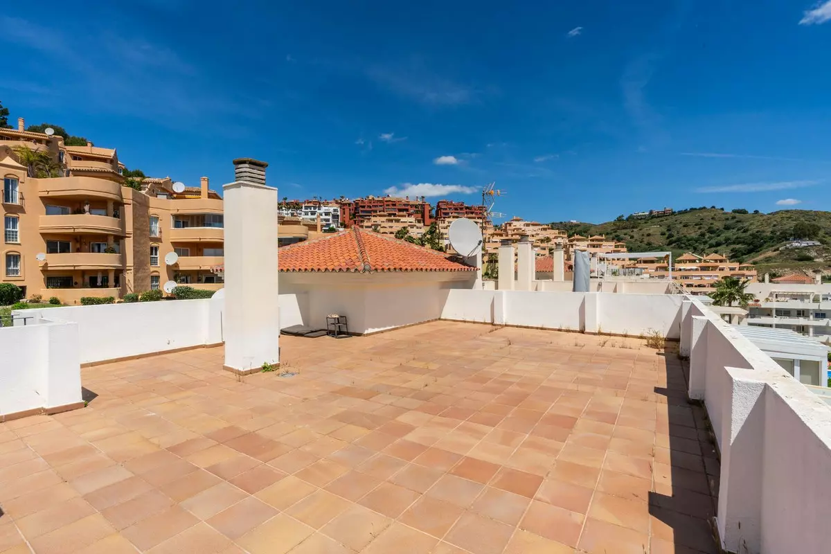 2-bedroom Apartment In Mijas, Spain (78 M²)