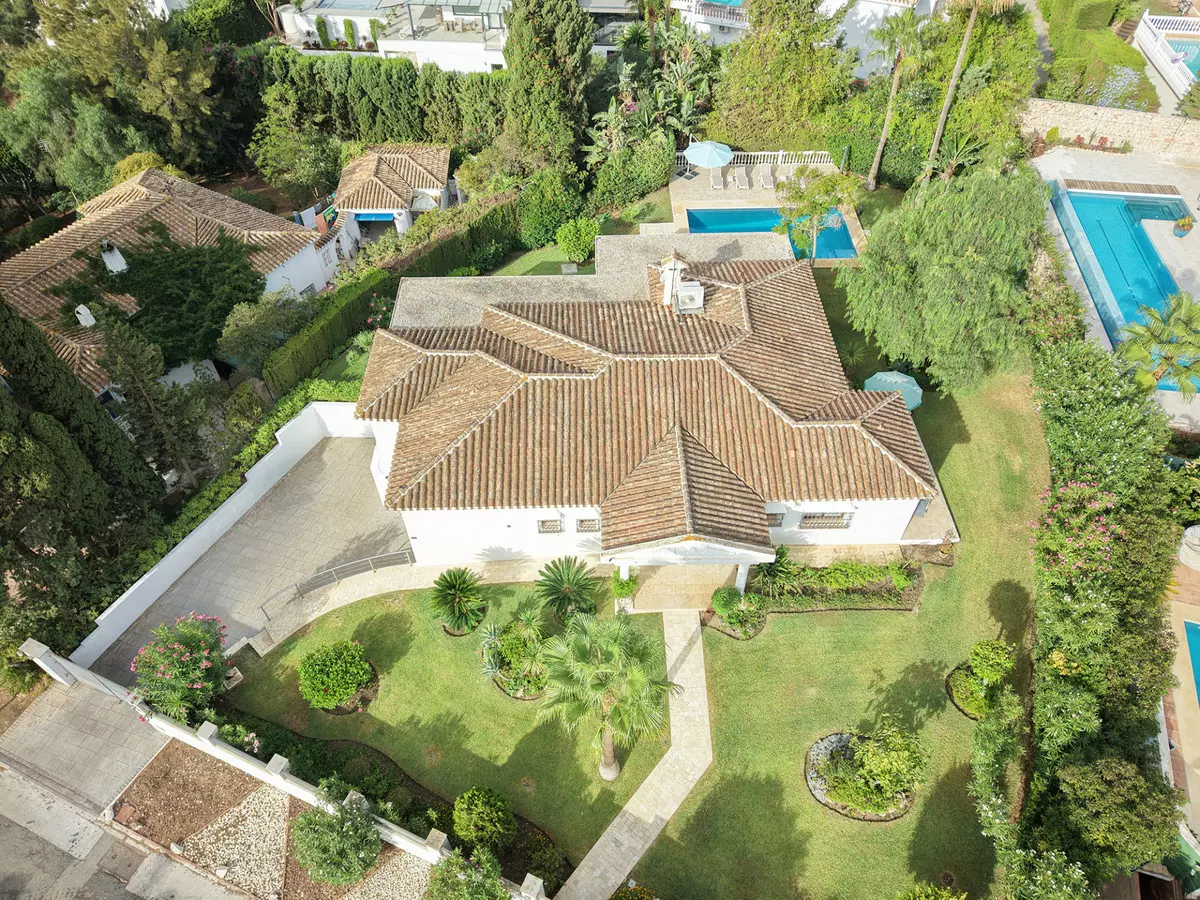3-bedroom Villa In Mijas, Spain (344 M²)