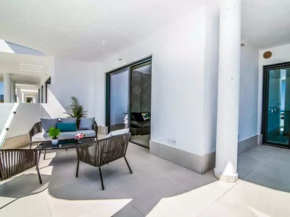 3-bedroom Apartment In Fuengirola, Spain (119 M²)