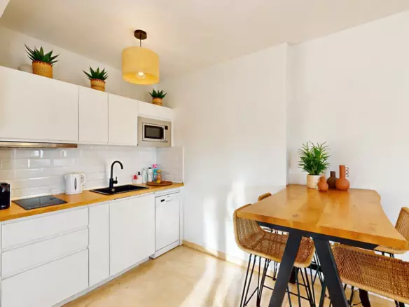 2-bedroom Apartment In Estepona, Spain (83 M²)