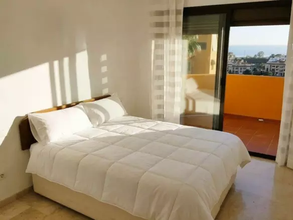 2-bedroom Apartment In Estepona, Spain (75 M²)