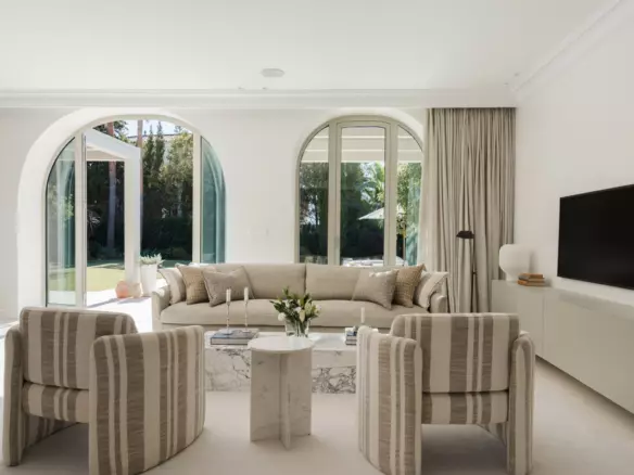 5-bedroom Villa In Marbella, Spain (441 M²)