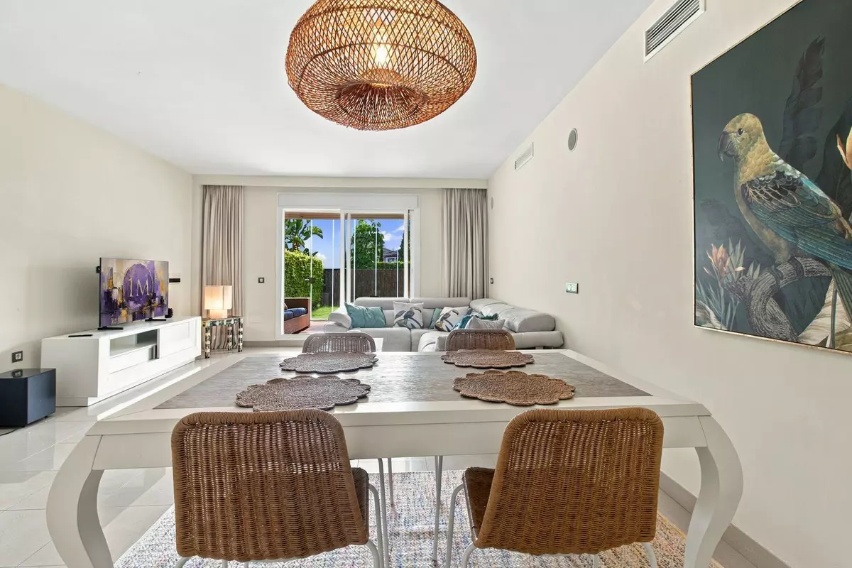 2-bedroom Apartment In Estepona, Spain (106 M²)