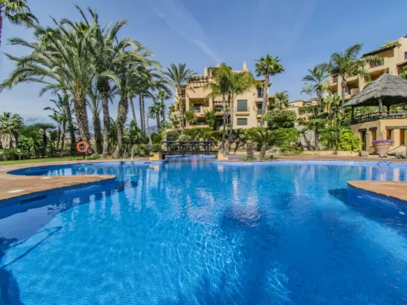 2-bedroom Apartment In Estepona, Spain (91 M²)