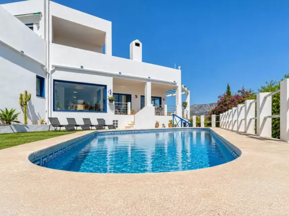 4-bedroom Villa In Mijas, Spain (326 M²)