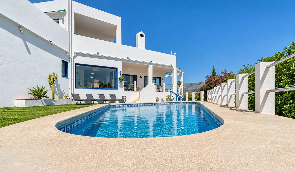 4-bedroom Villa In Mijas, Spain (326 M²)