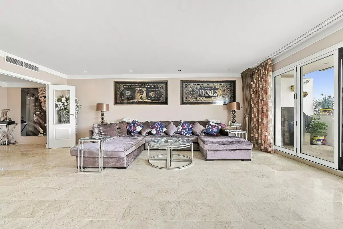 3-bedroom Apartment In Benalmádena, Spain (134 M²)