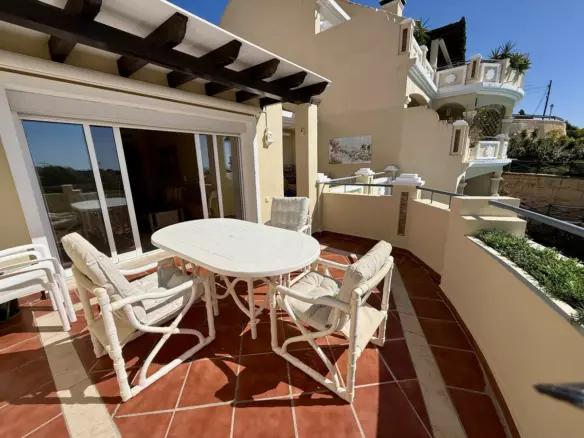 2-bedroom Apartment In Marbella, Spain (113 M²)