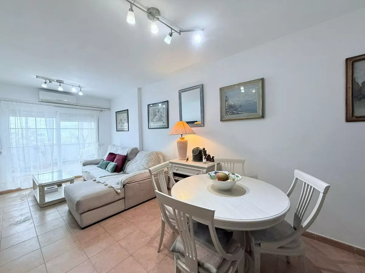 3-bedroom Apartment In Alhaurín El Grande, Spain (107 M²)