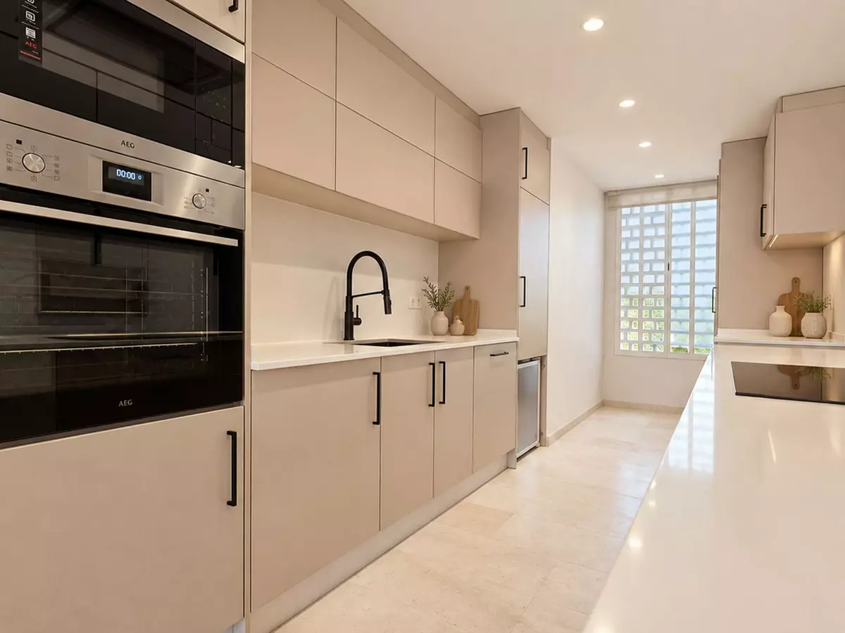 3-bedroom Apartment In Estepona, Spain (247 M²)