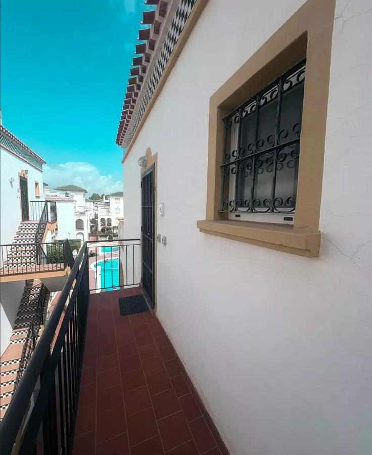3-bedroom Apartment In Torrevieja, Spain (74 M²)
