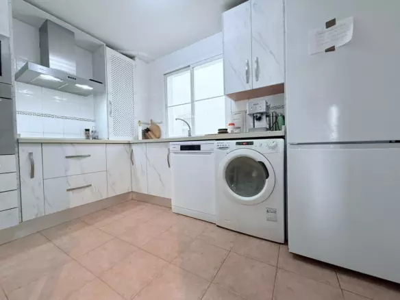 3-bedroom Apartment In Alhaurín El Grande, Spain (107 M²)