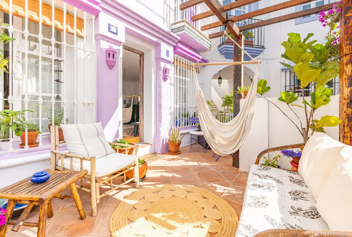2-bedroom Town House In Benahavis, Spain (104 M²)