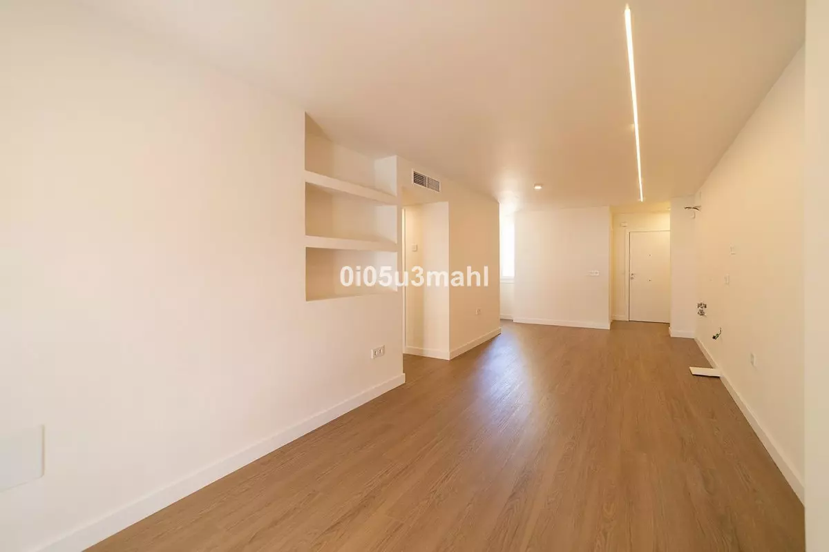 2-bedroom Apartment In Málaga, Spain (79 M²)