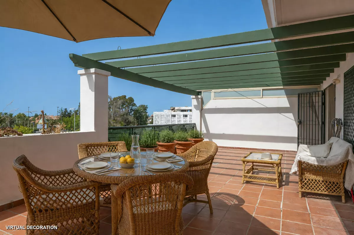 2-bedroom Apartment In Marbella, Spain (150 M²)