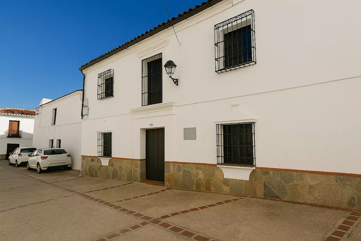 4-bedroom Town House In Montejaque, Spain (243 M²)
