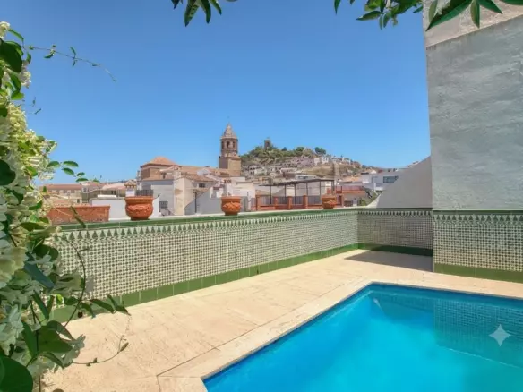 12-bedroom Town House In Vélez – Málaga, Spain (347 M²)