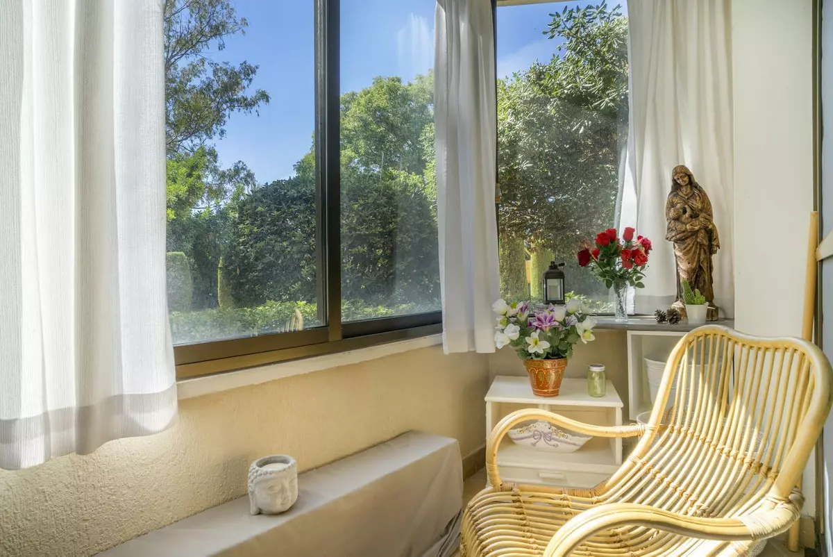 1-bedroom Apartment In Estepona, Spain (57 M²)