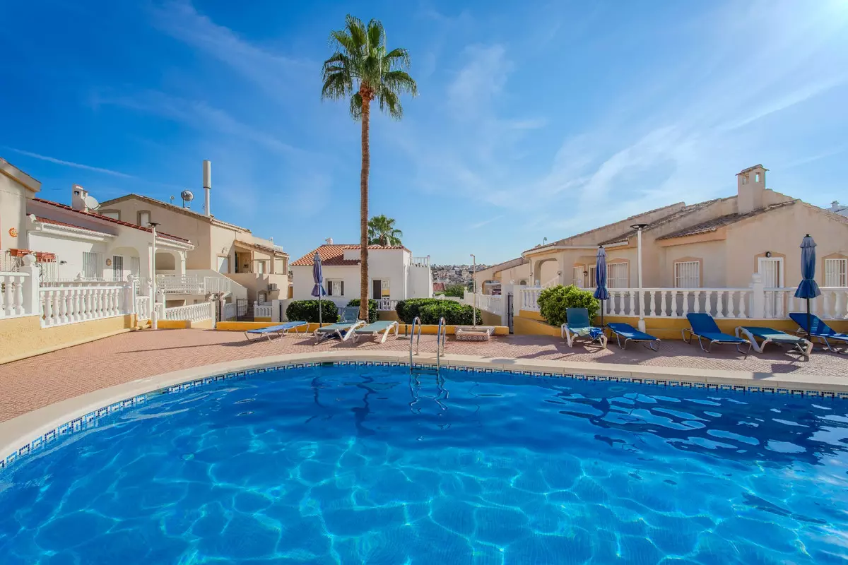 2-bedroom Villa In Rojales, Spain (82 M²)