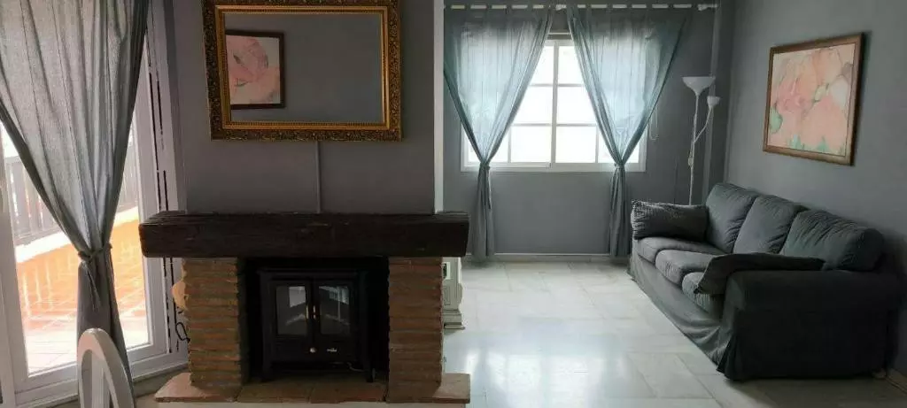 3-bedroom Apartment In Benalmádena, Spain (185 M²)