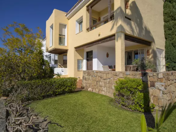 3-bedroom Villa In Benahavis, Spain (245 M²)