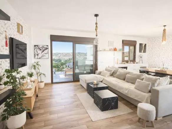 3-bedroom Villa In Mijas, Spain (183 M²)