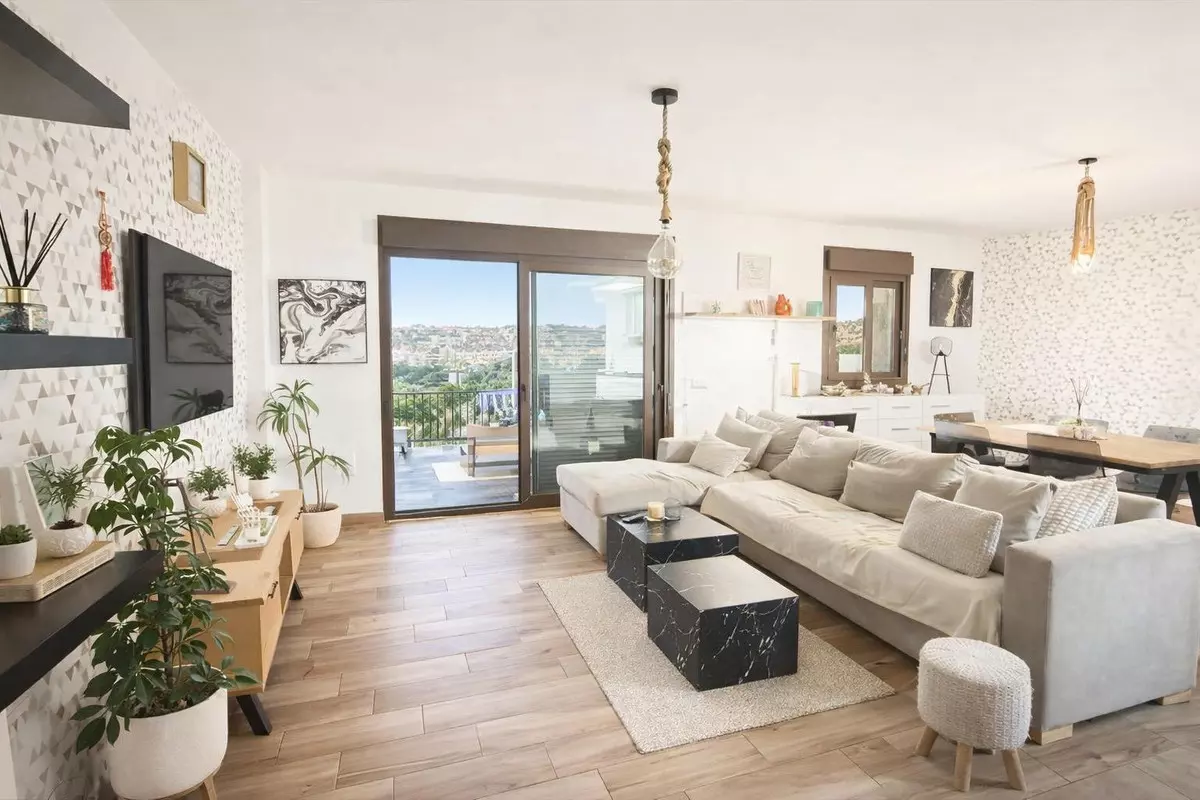 3-bedroom Villa In Mijas, Spain (183 M²)