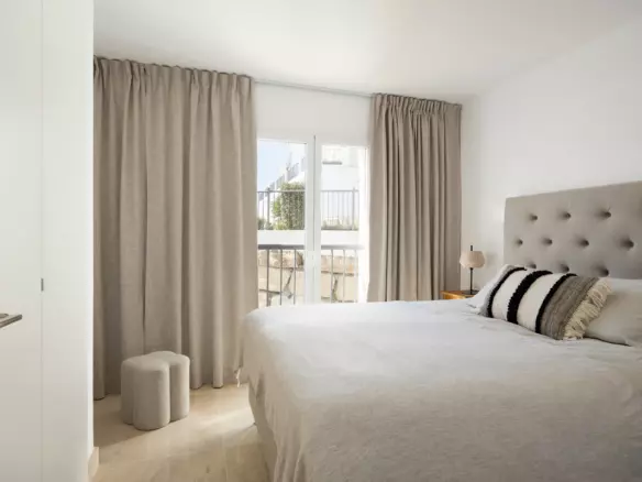 3-bedroom Apartment In Estepona, Spain (141 M²)