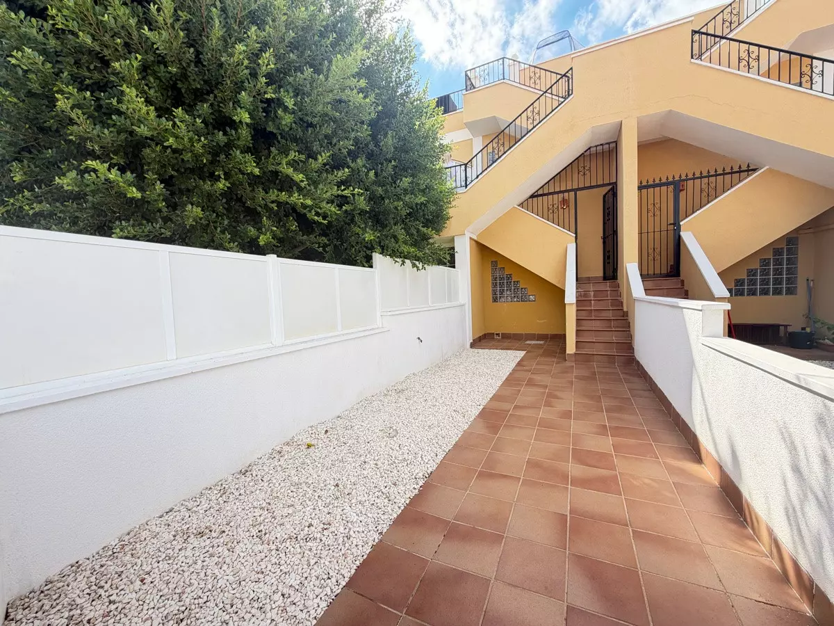 2-bedroom Apartment In Orihuela, Spain (60 M²)