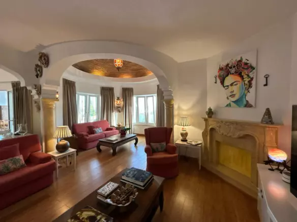 4-bedroom Villa In Benalmádena, Spain (282 M²)