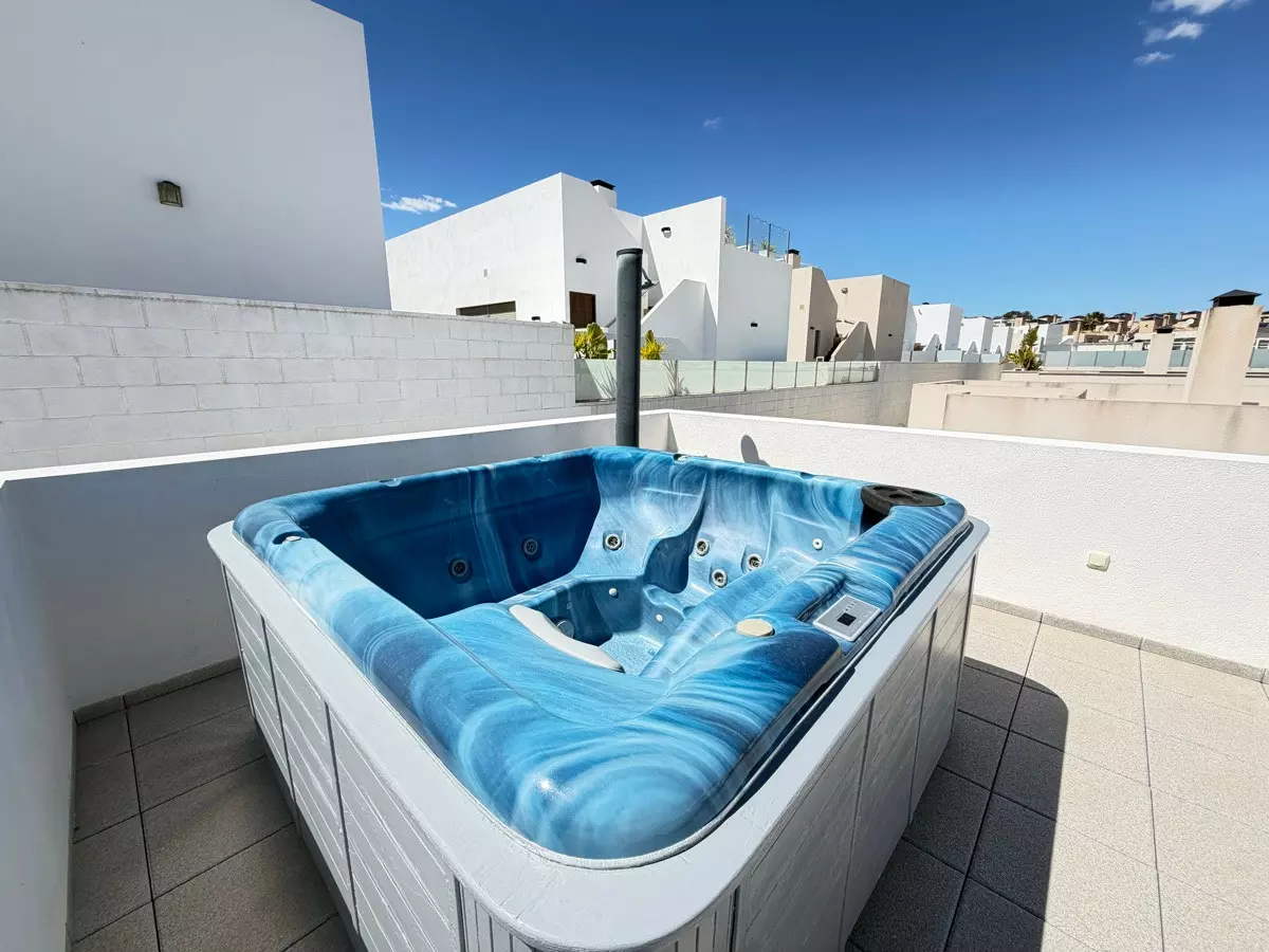 3-bedroom Villa In Orihuela, Spain (115 M²)