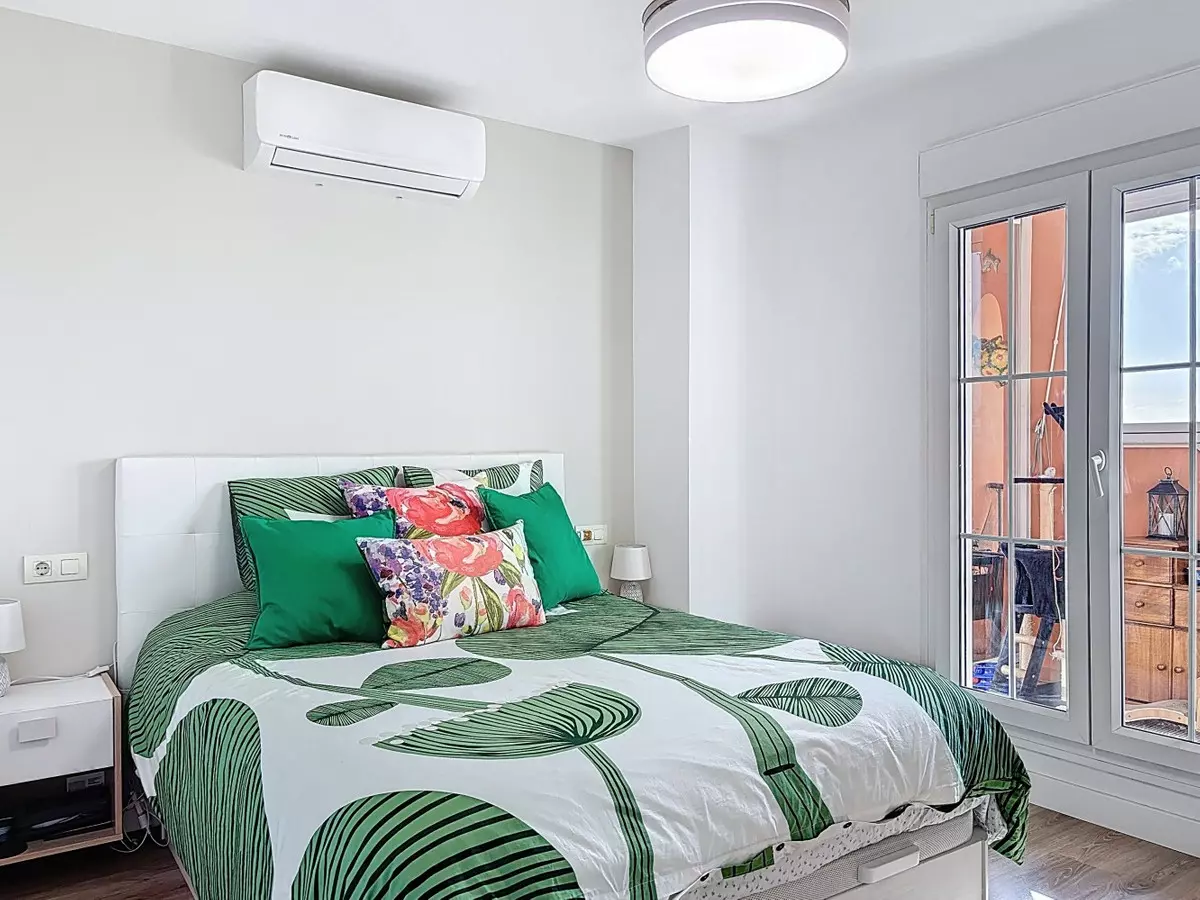 3-bedroom Apartment In Rincón De La Victoria, Spain (102 M²)