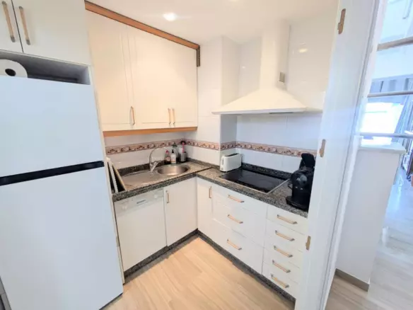 3-bedroom Apartment In Benalmádena, Spain (155 M²)