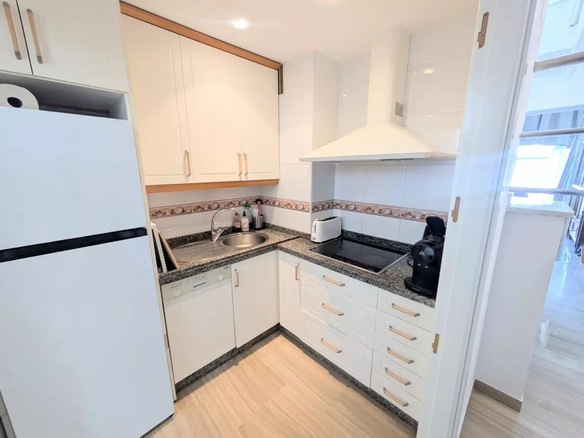 3-bedroom Apartment In Benalmádena, Spain (155 M²)