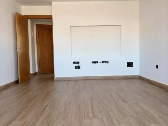 3-bedroom Apartment In Málaga, Spain (90 M²)