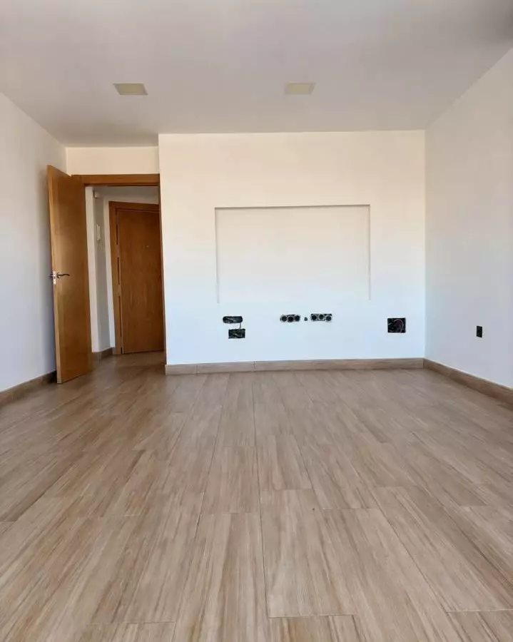 3-bedroom Apartment In Málaga, Spain (90 M²)