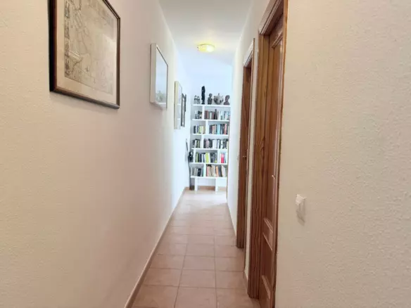 3-bedroom Apartment In Alhaurín El Grande, Spain (107 M²)
