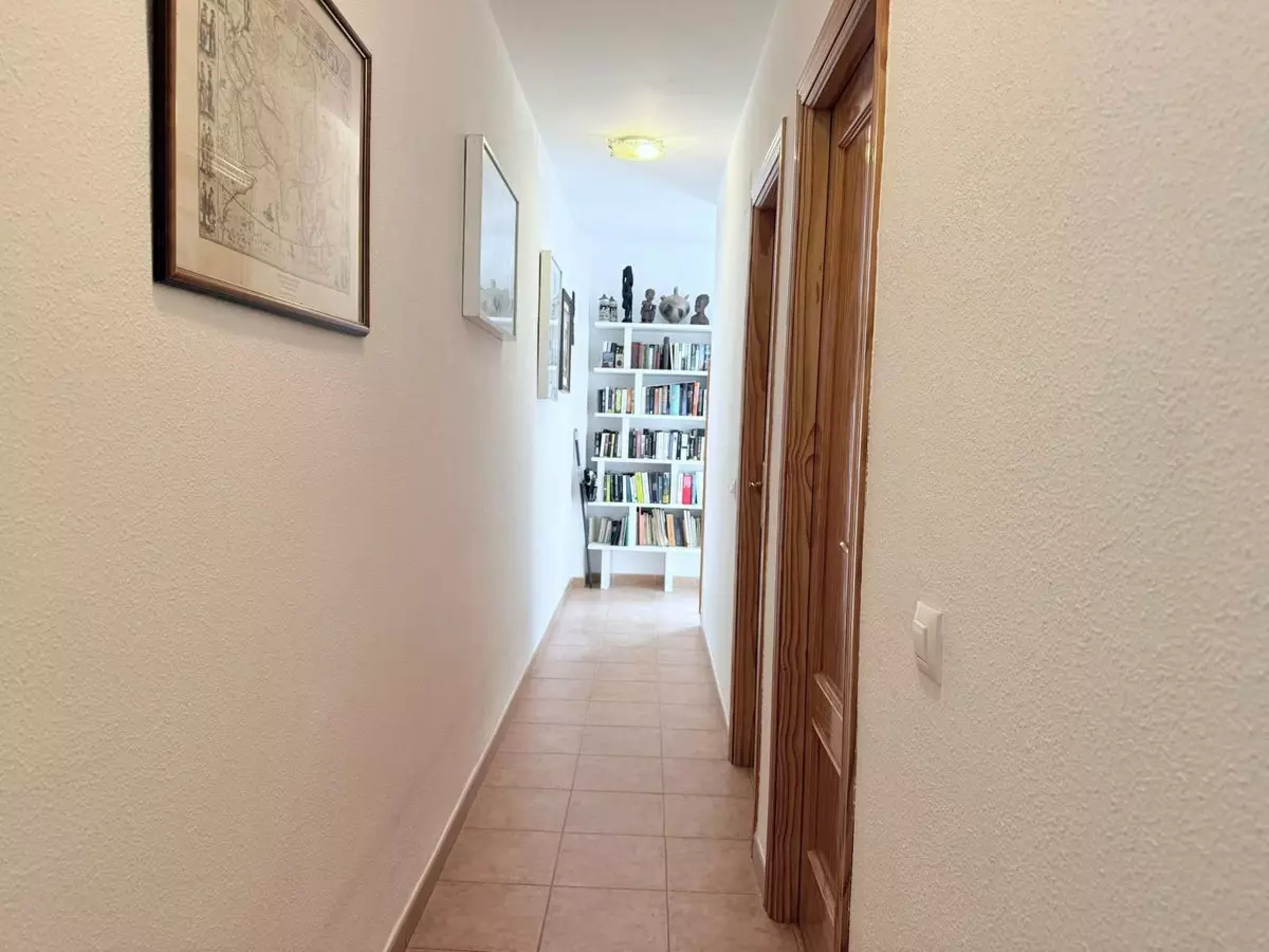 3-bedroom Apartment In Alhaurín El Grande, Spain (107 M²)