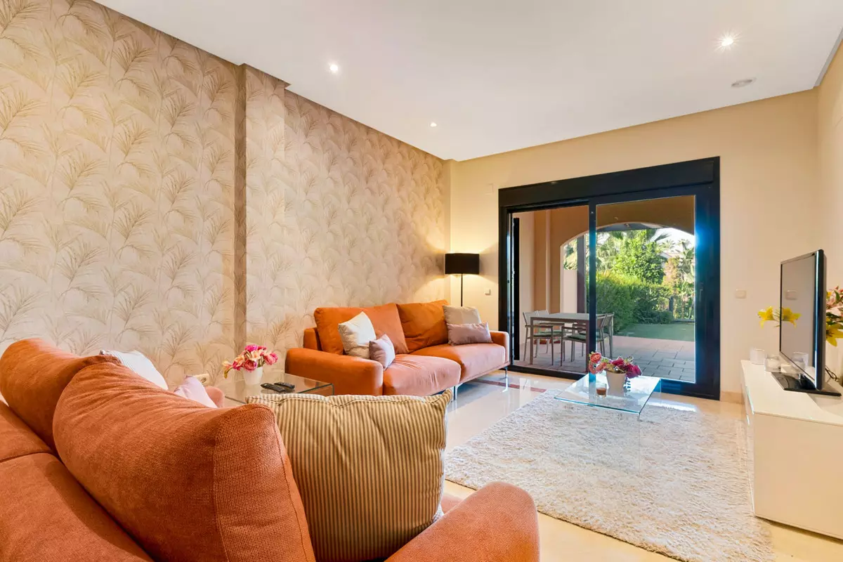 2-bedroom Apartment In Marbella, Spain (186 M²)
