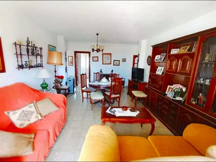 3-bedroom Apartment In Málaga, Spain (104 M²)
