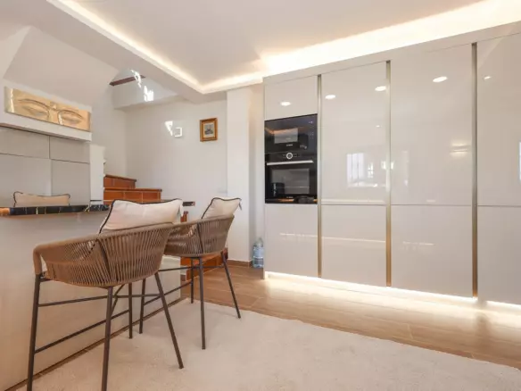 4-bedroom Villa In Guaro, Spain (209 M²)