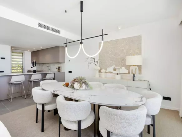 4-bedroom Town House In Estepona, Spain (194 M²)