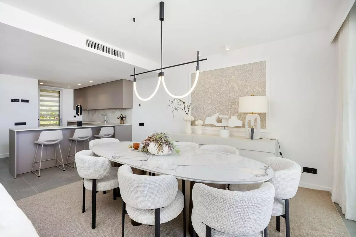 4-bedroom Town House In Estepona, Spain (194 M²)