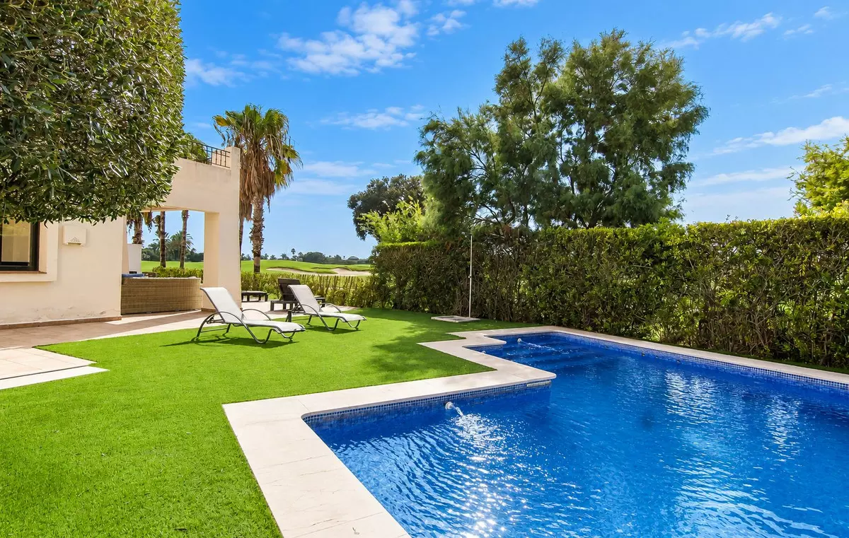 4-bedroom Villa In San Javier, Spain (157 M²)
