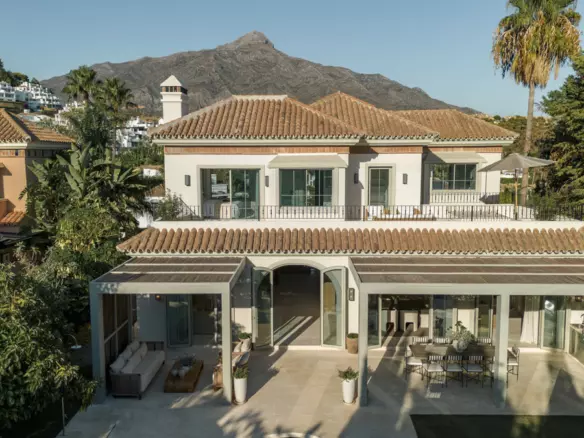 5-bedroom Villa In Marbella, Spain (441 M²)