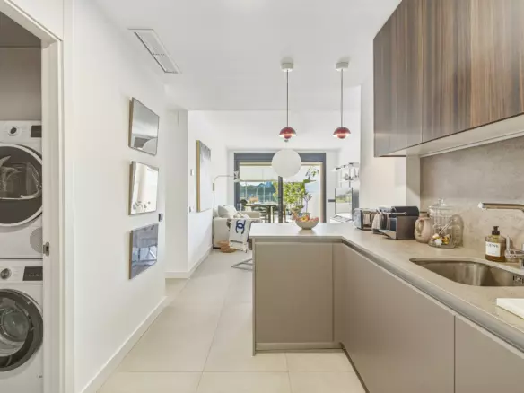 2-bedroom Apartment In Marbella, Spain (188 M²)