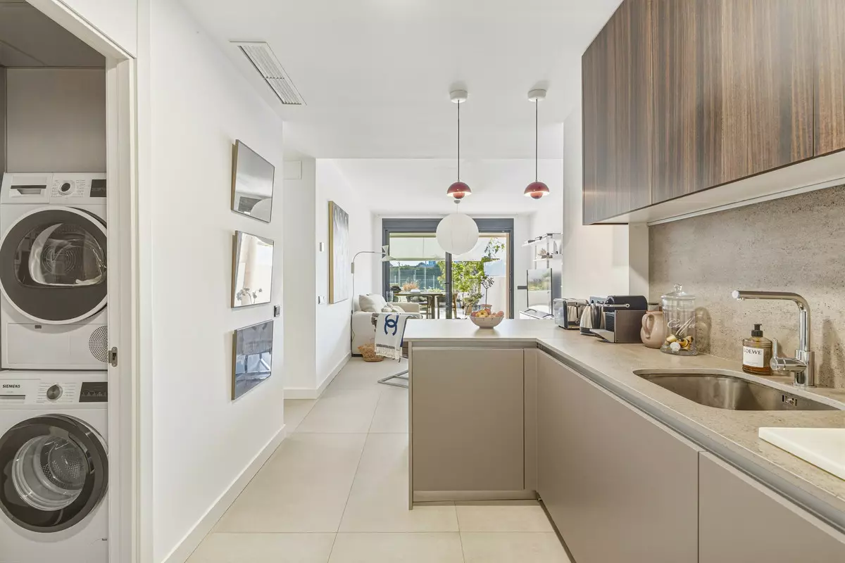 2-bedroom Apartment In Marbella, Spain (188 M²)