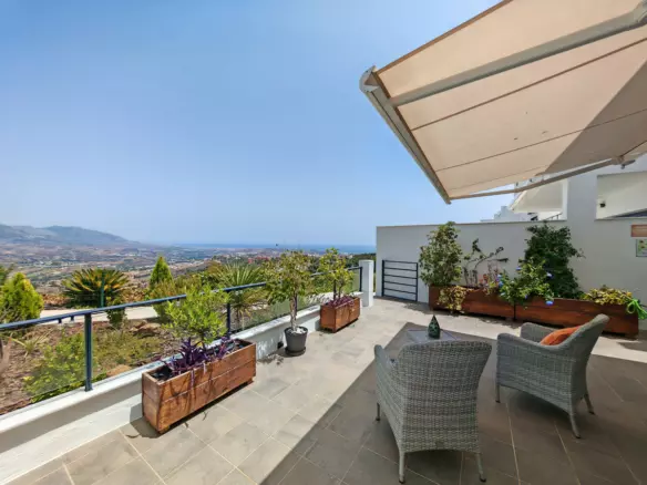 3-bedroom Town House In Marbella, Spain (172 M²)