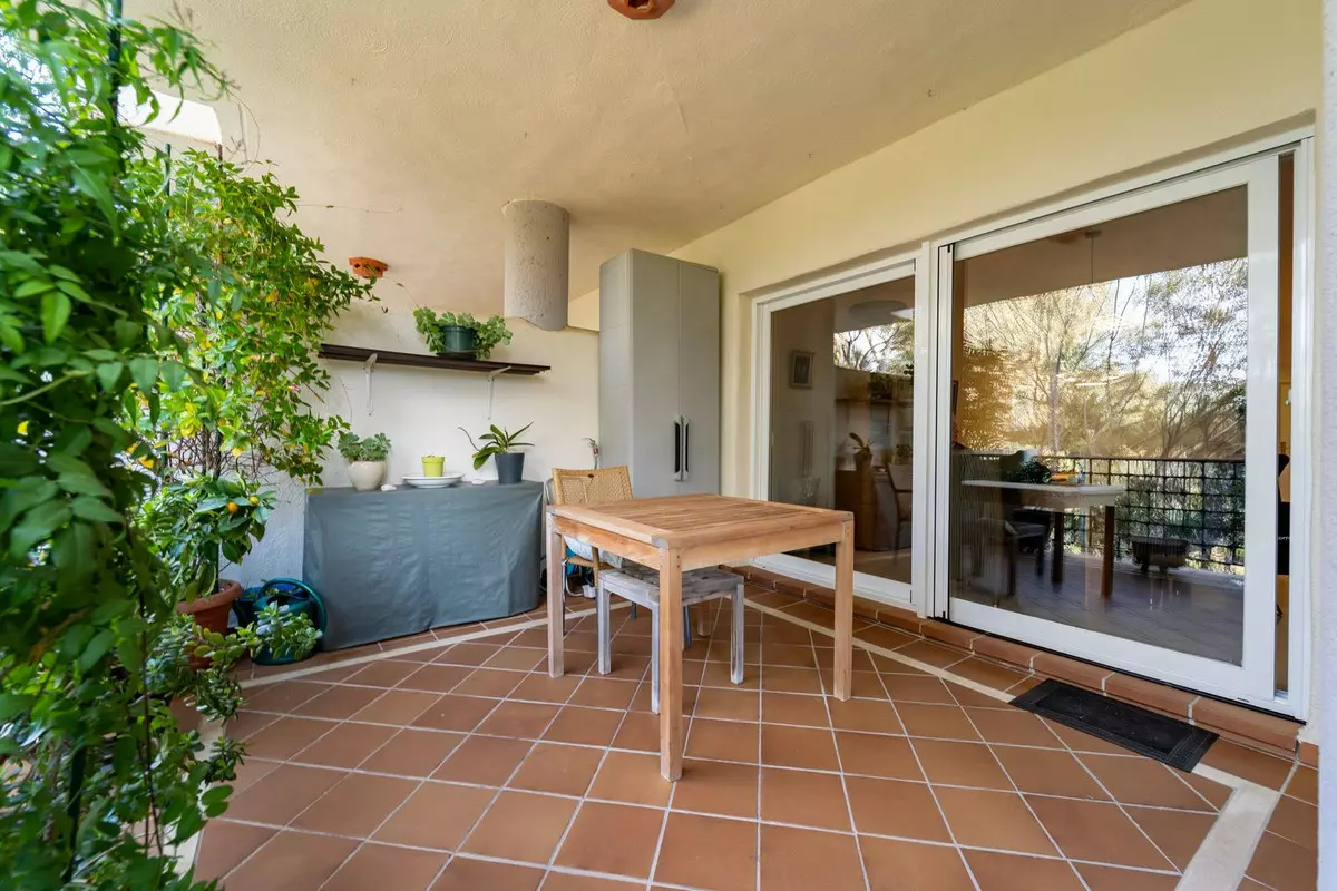 2-bedroom Apartment In Marbella, Spain (108 M²)
