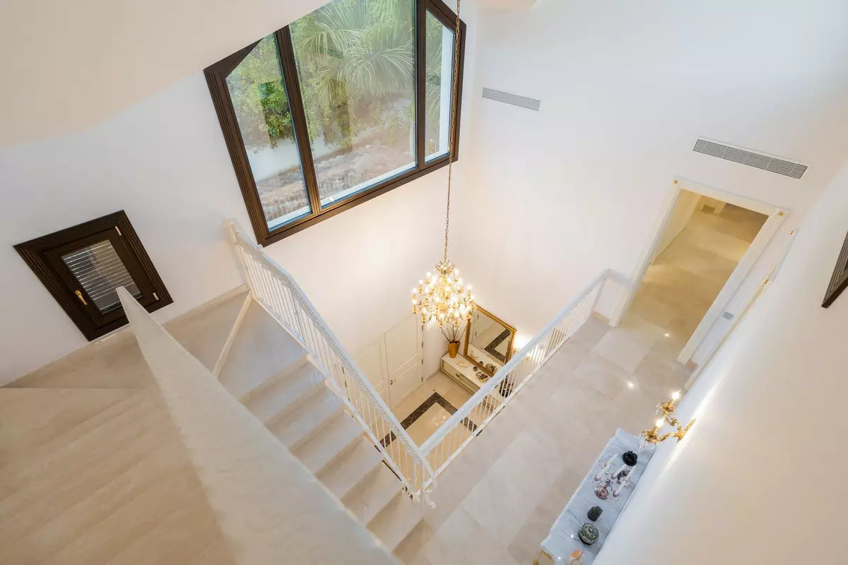 7-bedroom Villa In Estepona, Spain (761 M²)